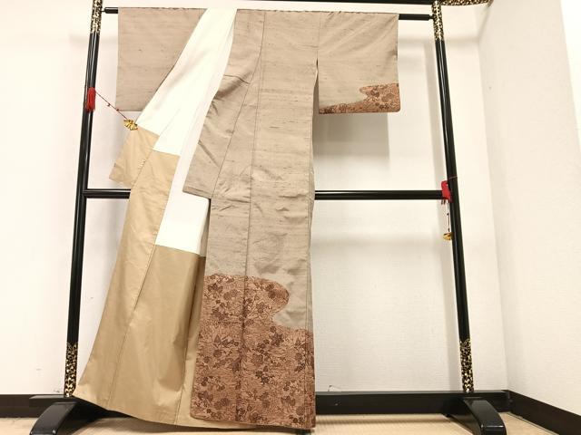 平和屋着物●訪問着 紬地 型染め 風景草花文 金彩 三越扱い 正絹 逸品 AAAZ7666ph