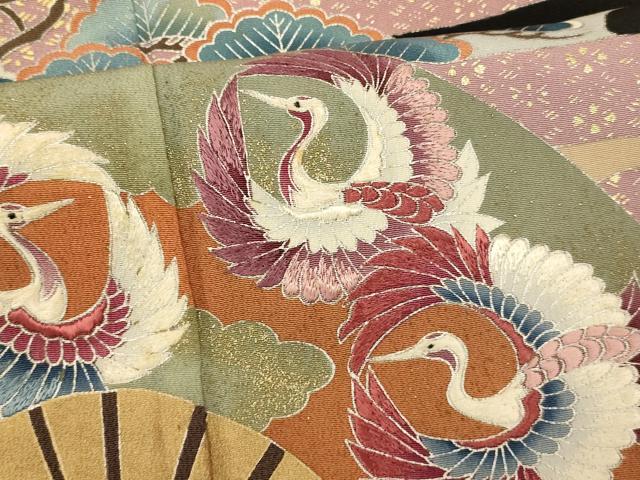 平和屋着物■豪華黒留袖　刺繍　飛鶴草花扇子文　金銀彩　正絹　逸品　AAAZ7878fw