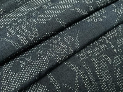 平和屋着物●結城紬 100亀甲 エ霞草花文 正絹 逸品 AAAZ8887ph