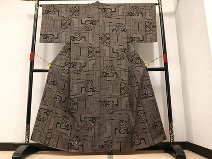 平和屋着物●本場大島紬　一元絣　枝花文　正絹　逸品　AAAZ8908ph