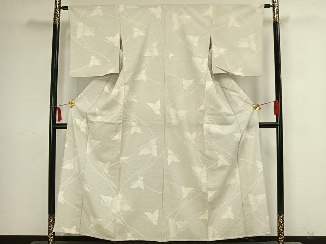 平和屋着物▽本塩沢　単衣　90亀甲　舞蝶文　正絹　逸品　AAAZ9150fy
