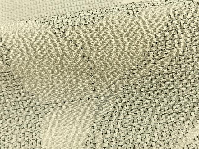 平和屋着物▽本塩沢　単衣　90亀甲　舞蝶文　正絹　逸品　AAAZ9150fy