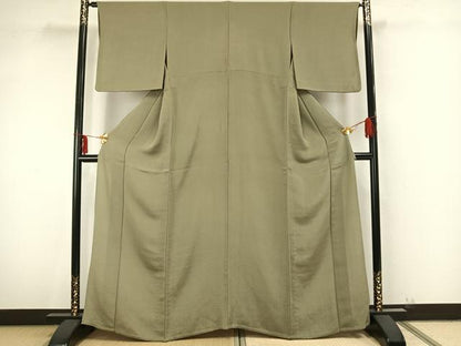 平和屋着物▽上質な色無地　単衣　柳茶色　鬼しぼ縮緬　正絹　逸品　AAAZ9324fy