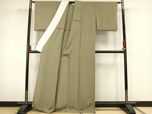 平和屋着物▽上質な色無地　単衣　柳茶色　鬼しぼ縮緬　正絹　逸品　AAAZ9324fy