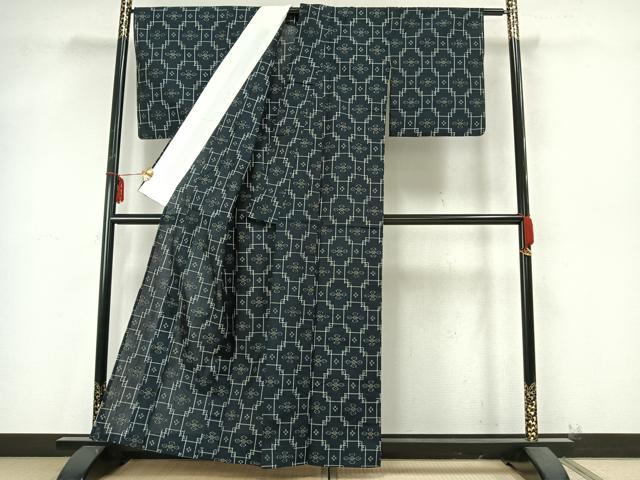 平和屋着物▽本場琉球絣 単衣 色紙花文 正絹 逸品 AAAZ9415fy