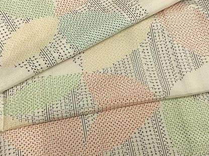 平和屋着物▽本場大島紬 白大島 単衣 舞花文 正絹 逸品 AAAZ9482fy