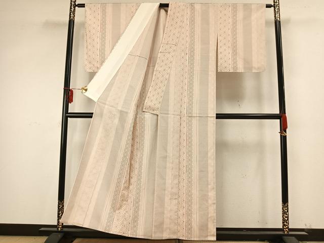 平和屋着物▽本塩沢 単衣 110亀甲 麻の葉間道 正絹 逸品 AAAZ9487fy