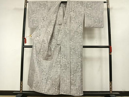 平和屋着物▽都喜ヱ門 本場大島紬 単衣 白大島 色紙草花文 藤絹織物謹製 正絹 逸品 AAAZ9535fy