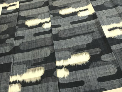 平和屋着物▽上質な紬　単衣　霞取り文　正絹　逸品　AAAZ9623fy