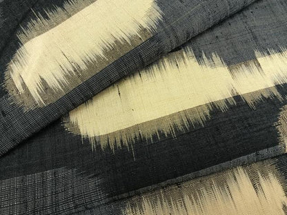 平和屋着物▽上質な紬　単衣　霞取り文　正絹　逸品　AAAZ9623fy
