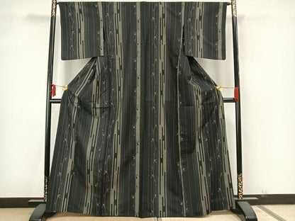 平和屋着物▽上質な紬　単衣　花唐草間道　黒地　正絹　逸品　AAAZ9626fy