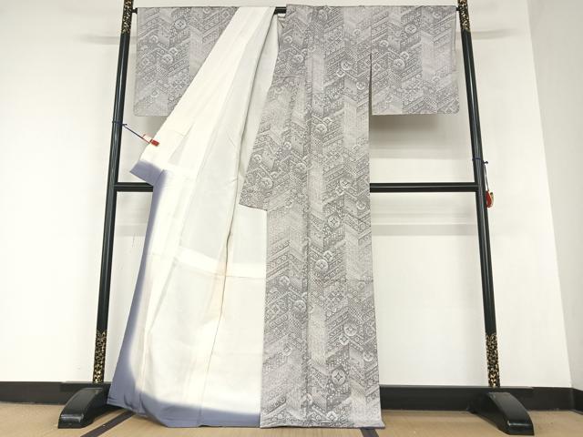 平和屋着物●都喜ヱ門　本場大島紬　白大島　一元7マルキ　総絣　花丸文　藤絹織物謹製　正絹　逸品　AABA0202zg