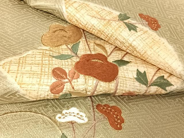 平和屋着物●訪問着　駒刺繍　地紙花文　暈し染め　金彩　正絹　逸品　AABA0339zg