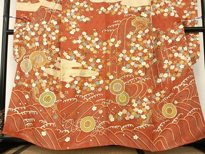 平和屋着物●京友禅白木染匠　二代目　白木周生　駒刺繍　立波花文　金彩　振袖　正絹　逸品　AABA0344zg