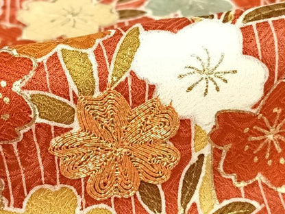 平和屋着物●京友禅白木染匠　二代目　白木周生　駒刺繍　立波花文　金彩　振袖　正絹　逸品　AABA0344zg