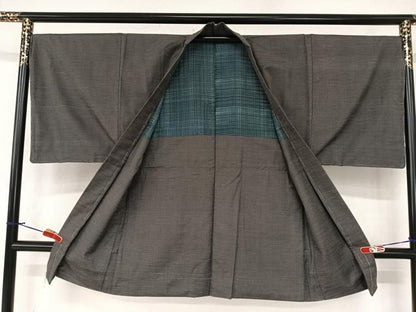 平和屋着物●男性　紬　アンサンブル　亀甲文様　正絹　逸品　AABA0355zg