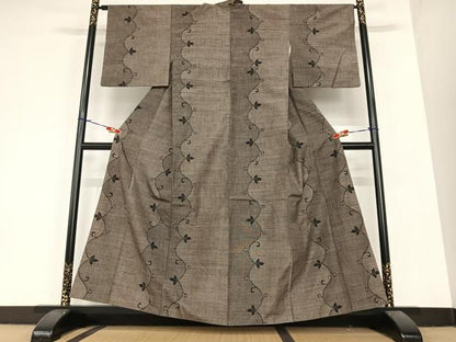 平和屋着物●上質な紬　花唐草文　正絹　逸品　AABA0381zg
