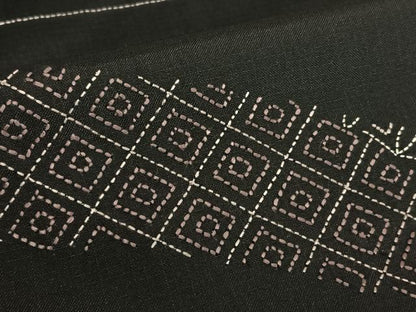 平和屋着物●本場染大島紬 訪問着 刺繍 刺し子 七宝文 青海波 正絹 逸品 AABA0430zg