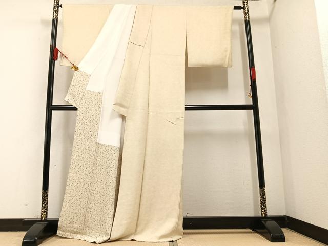 平和屋着物●伝統工芸士 吉田博 小紋 葡萄唐草地紋 浅黄色 暈し染め 正絹 逸品 AABA1250ph