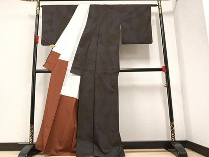 平和屋着物●本場大島紬　一元7マルキ　幾何学文様　正絹　逸品　AABA1301ph