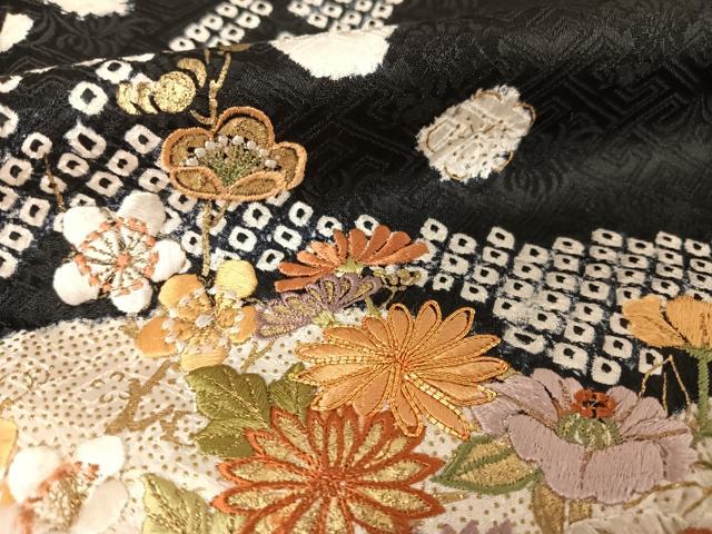 平和屋着物●創業460年・千總 訪問着 駒刺繍 絞り 霞草花文 黒地 金糸 金彩 正絹 逸品 AABA2518np