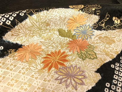 平和屋着物●創業460年・千總 訪問着 駒刺繍 絞り 霞草花文 黒地 金糸 金彩 正絹 逸品 AABA2518np
