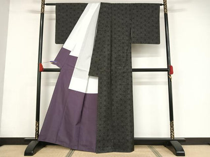 平和屋着物●本場大島紬　麻の葉文様　黒地　正絹　逸品　AABA2652np