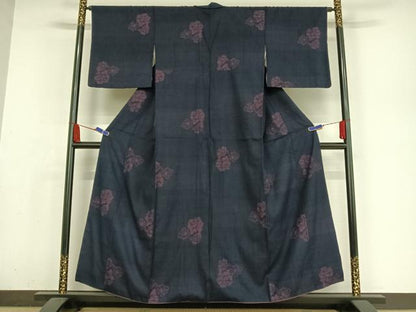平和屋着物●結城縮　100亀甲　飛び亀甲柄　草花文　正絹　逸品　AABA2656np