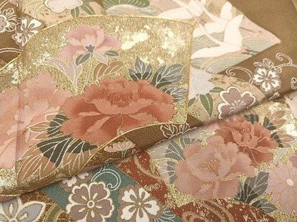 平和屋着物●色留訪問着　駒刺繍　地紙飛鶴草花文　金彩　正絹　逸品　AABA2723ph