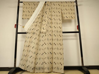 平和屋着物＊夏物　本場琉球絣　夏琉球　紬　手織　正絹　逸品　AABA2906jd