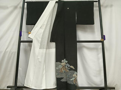 平和屋着物■豪華黒留袖　立波松文　正絹　逸品　AABA3218oa