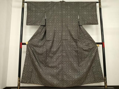 平和屋着物●本場大島紬 一元7マルキ 花菱文 正絹 逸品 AABA3287ck