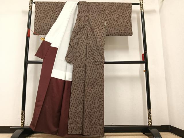 平和屋着物●本場大島紬　一元7マルキ　網目文　正絹　逸品　AABA3799ph