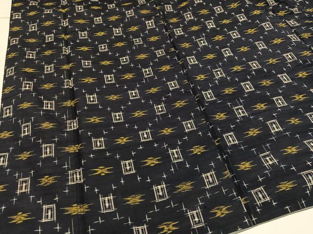平和屋着物●上質な紬　琉球絣文様　正絹　逸品　AABA3814ph