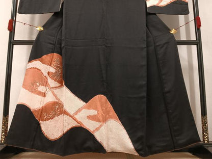 平和屋着物●訪問着　絞り　刺繍　南天文　黒地　金彩　正絹　逸品　AABA3820ph
