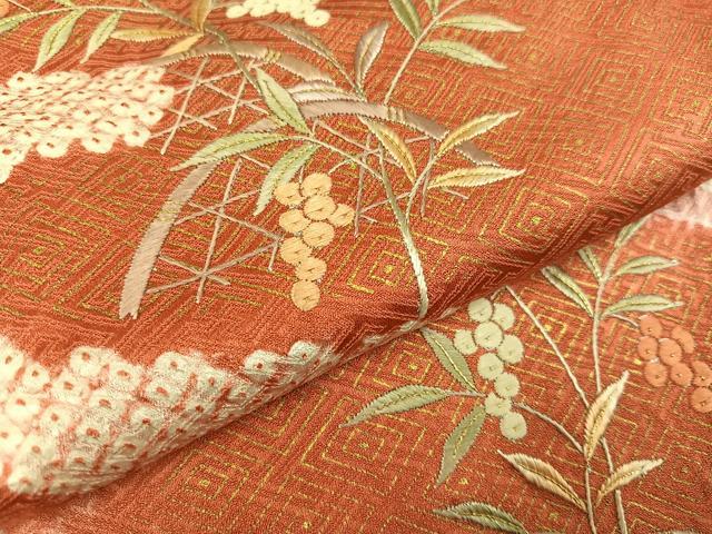 平和屋着物●訪問着　絞り　刺繍　南天文　黒地　金彩　正絹　逸品　AABA3820ph