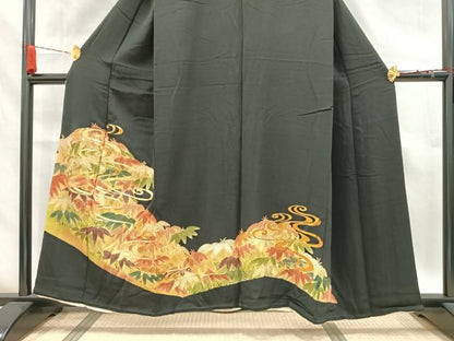 平和屋着物■豪華黒留袖　駒刺繍　笹の葉文　金彩　正絹　逸品　AABA4061mf