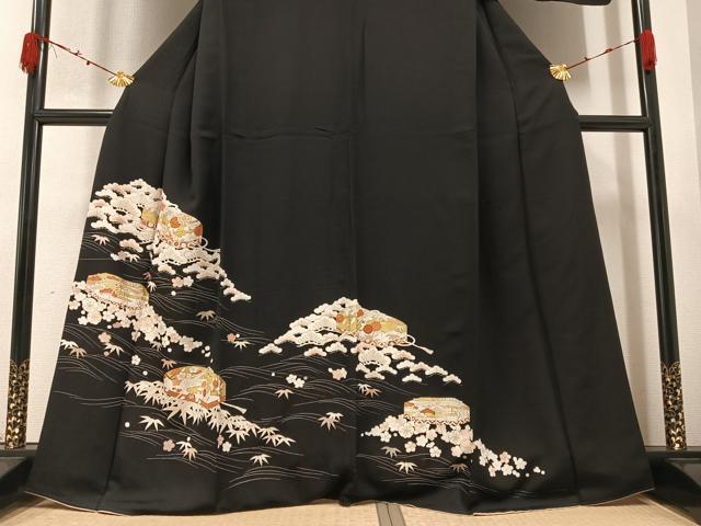 平和屋着物●銀座きしや 訪問着 松竹梅文箱文 黒地 金彩 正絹 逸品 AABA4288ph