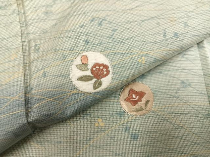 平和屋着物●本場染大島紬　訪問着　刺繍　草花丸文　暈し染め　金彩　正絹　逸品　AABA4311ph