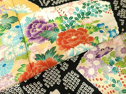 平和屋着物●豪華振袖　駒刺繍　絞り　地紙草花文　黒地　金彩　ロング丈　正絹　逸品　AABI0004cs
