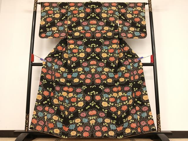 平和屋着物●上質な小紋 型染め 菊 黒地 正絹 逸品 AABA4478np