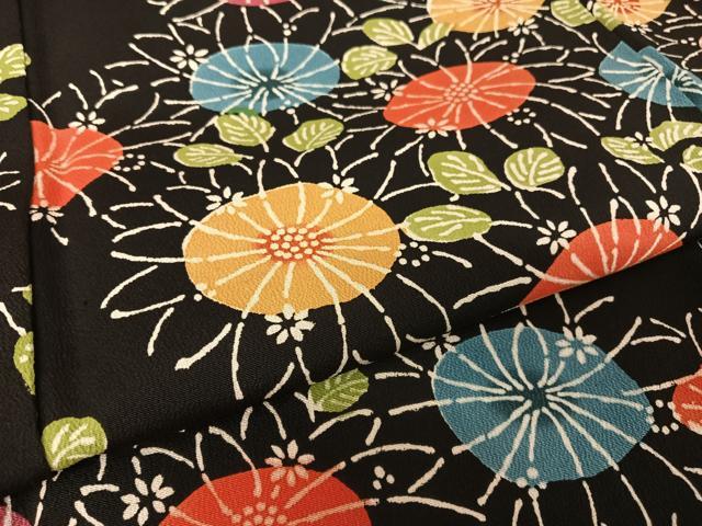 平和屋着物●上質な小紋 型染め 菊 黒地 正絹 逸品 AABA4478np