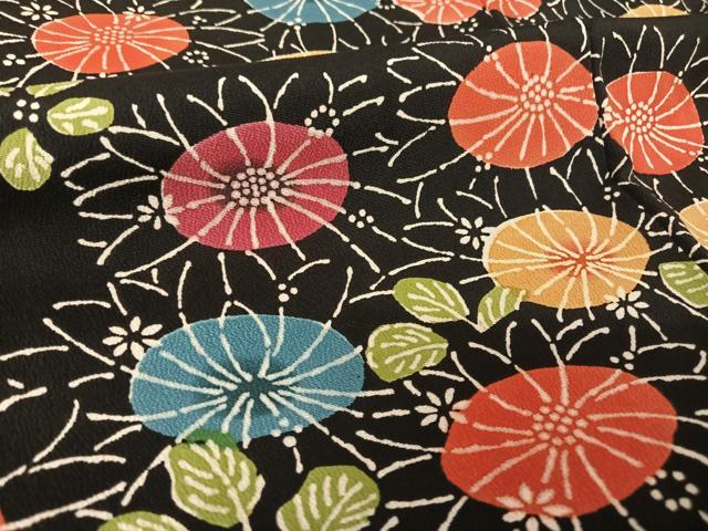 平和屋着物●上質な小紋 型染め 菊 黒地 正絹 逸品 AABA4478np
