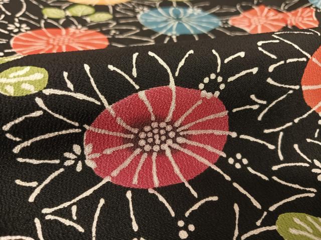 平和屋着物●上質な小紋 型染め 菊 黒地 正絹 逸品 AABA4478np