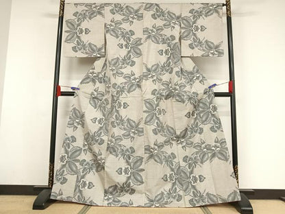 平和屋着物●本場大島紬　白大島　一元総絣　花尽くし　正絹　逸品　AABA4504np