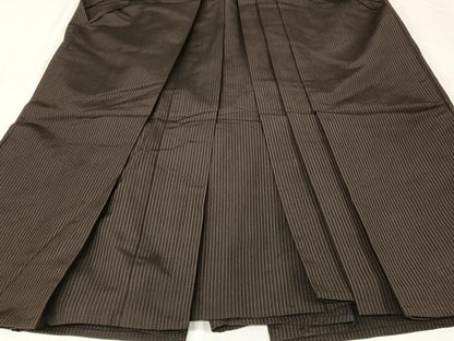 平和屋着物●男性　馬乗り袴　縞　高島屋扱い　正絹　逸品　AABA4533np
