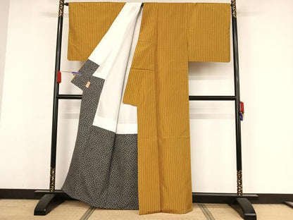 平和屋着物●本場黄八丈　平織　縞　正絹　逸品　AABA4552np
