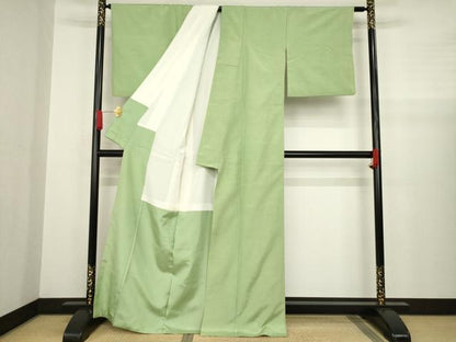 平和屋着物●上質な紬　色無地　苗色　正絹　逸品　AABA4810ck