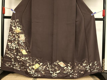 平和屋着物●銀座きしや　訪問着　駒刺繍　色紙草花文　滅紫色　金糸　金彩　正絹　逸品　AABA4996np