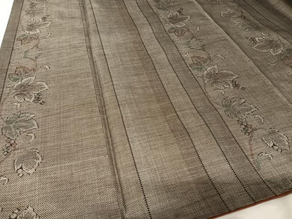 平和屋着物●本場大島紬　カタス9マルキ　葡萄蔦の葉文　正絹　逸品　AABA5007np